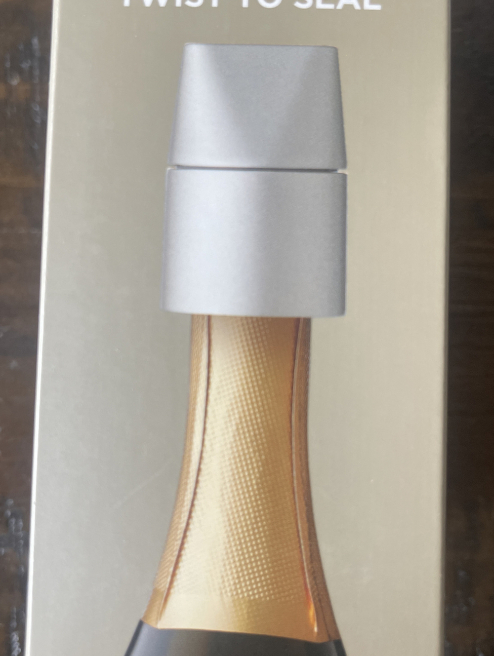 new Rabbit champagne preserver - Picture 4 of 4